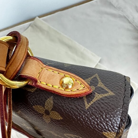 Louis Vuitton Monogram Cluny BB - Picture 6 of 16